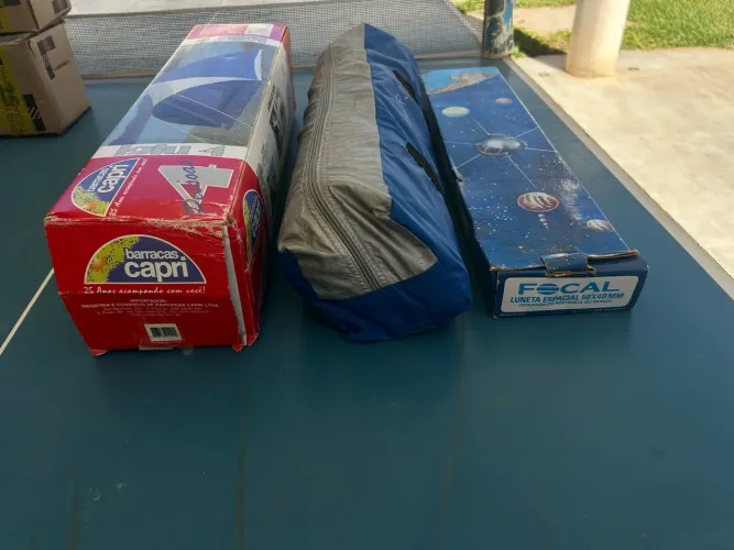 2 barracas, 1 tenda e 1 luneta, tudo R$ 500,00