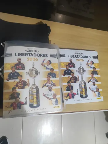 Álbum libertadores 2026 completo com todas figurinhas coladas + coleção cards