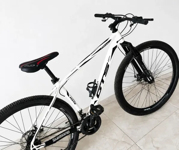Bicicleta bike aro 29 2 mês de comprada com nota fiscal 