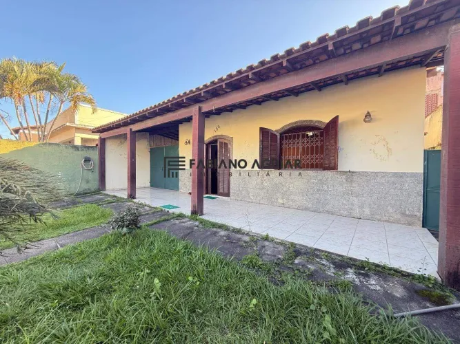 Casa em Araruama (3 Quartos - 1 Suíte) - R$ 380.000,00 - Vila Capri
