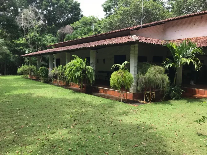 Sítio com 13 Hectares 5 quartos com piscina e muito bem cuidado!