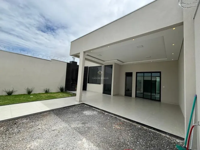 Linda Casa de alto padrão no Verde Umuarama, com 3/4 e 03 suítes