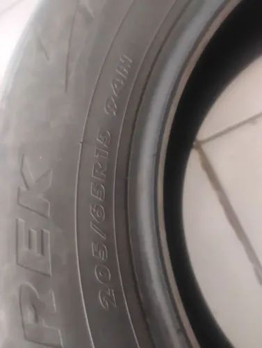 Pneu