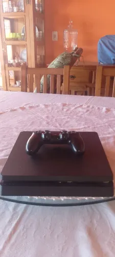 Ps4 slim 1 tera