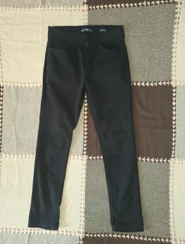Calça jeans preta