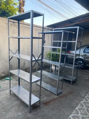 Estante ferro 150 cada , vendo separadamente , aceito cartão