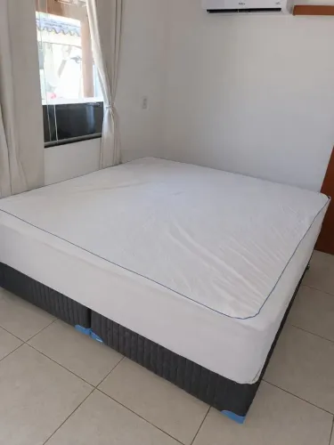 Cama king size 