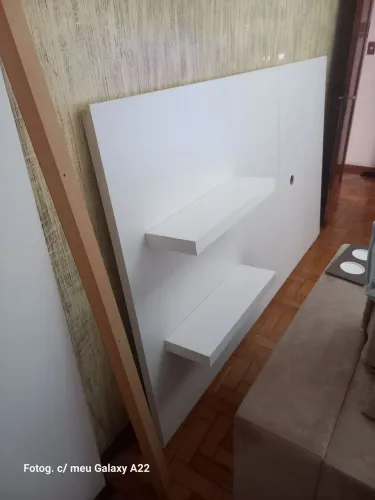 Painel de parede 2.22 Largura/ 1.37 Altura Branco