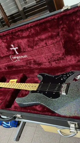 Guitarra Strato CUSTOM DaCruz HSH Sparkle