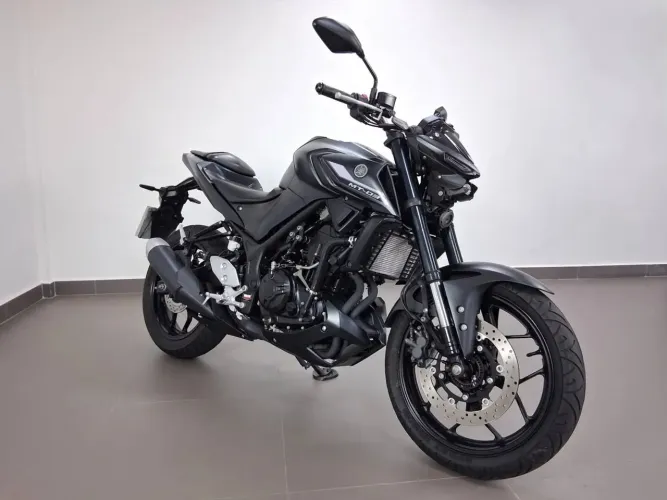 YAMAHA MT-03 