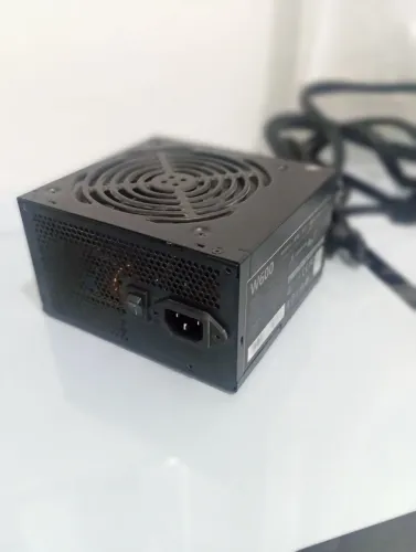 Fonte Cooler Master Elite Nex 600W Selo 80 plus white