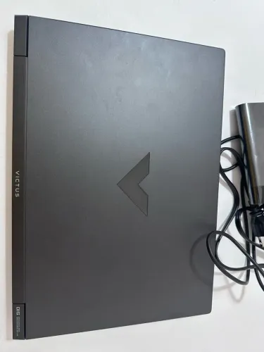 HP Victus 15 Gaming Laptop - NOVO, SEM USO