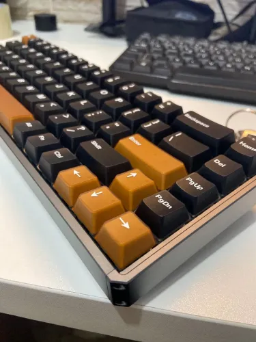 Teclado Magnético Akko MOD68 HE Case de Alumínio CNC