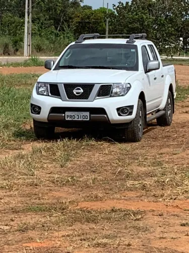 Nissan Frontier SV AT. CD 4X4 2.5 TB Dies. Aut. 2016