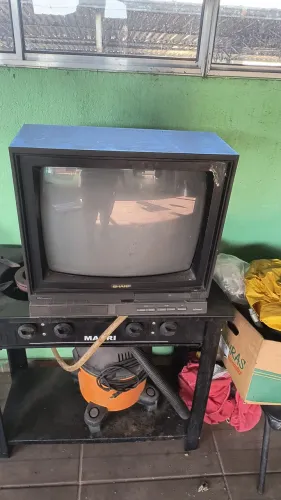 tv Sharp de tudo 20 polegadas