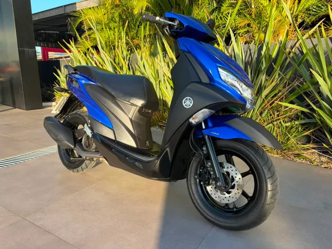 YAMAHA FLUO