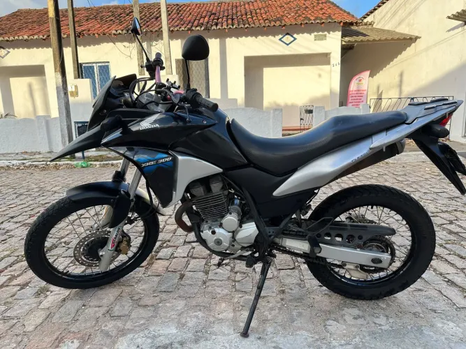 Honda xre 300
