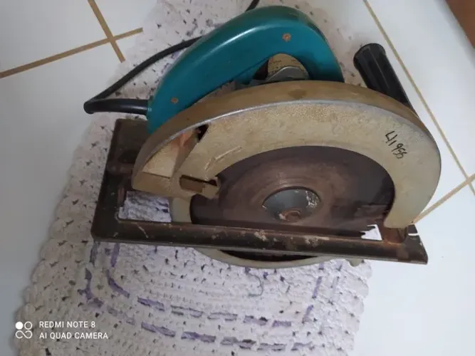 Serra Makita elétrica