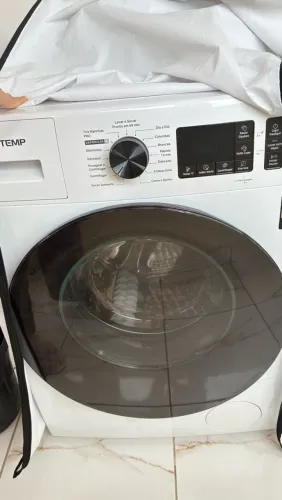 Máquina de lavar e seca Brastemp