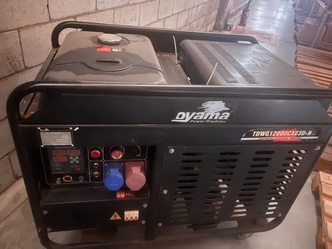 Grupo Gerador de Energia Aberto Toyama TDWG12000CXE3D-N