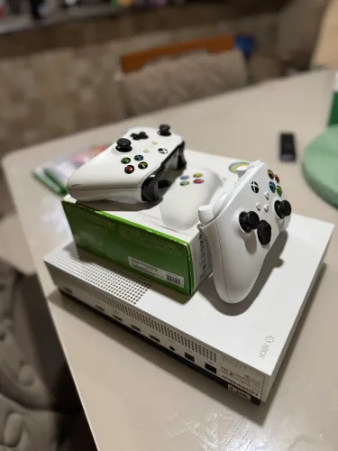 Xbox One S