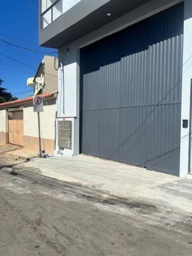 LOJA - GALPÃO 200mts