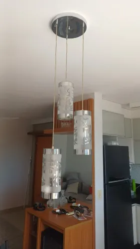 Lustre Pendente Moderno 3 Lâmpadas - Elegante e Conservado