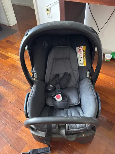 Bebê conforto maxi cosi