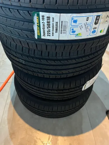 Pneu 225/50 aro 18 novo.