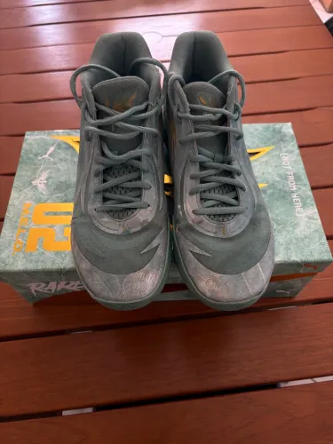Tenis Puma MB.02