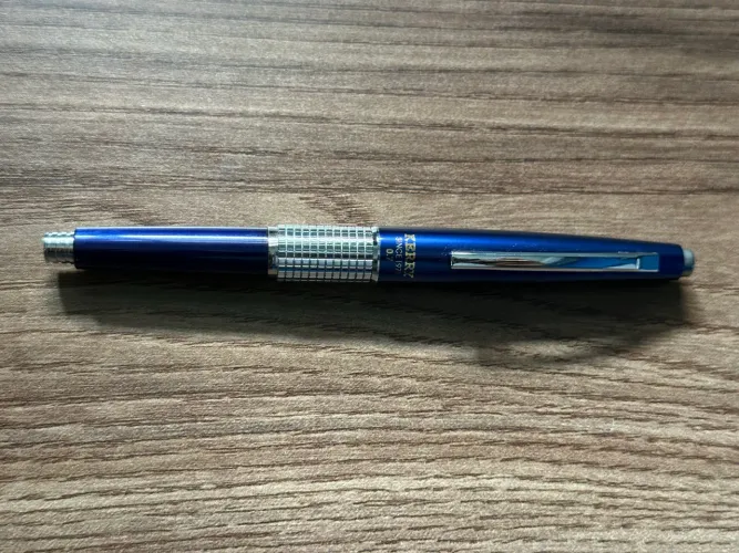 Lapiseira Pentel Kerry 0.7 Azul