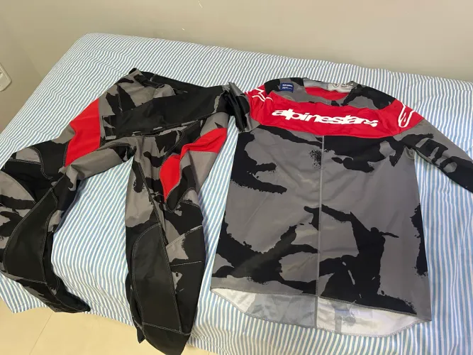 Conjunto ALPINESTARS tatical racing 38/P 