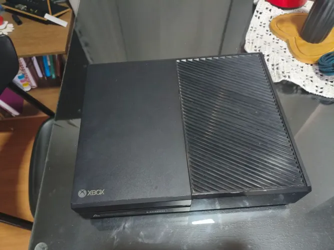 Xbox one Fat 500gb + Controle Original gamesir + HD externo 500gb + Pes 2019