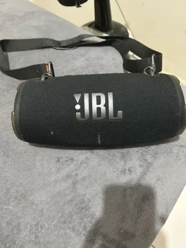 Caixa jbl 