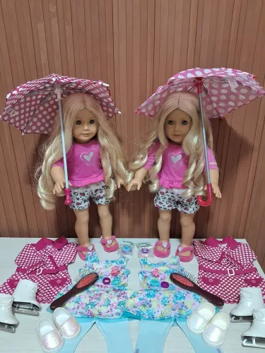 Bonecas gêmeas american gilr caroline original