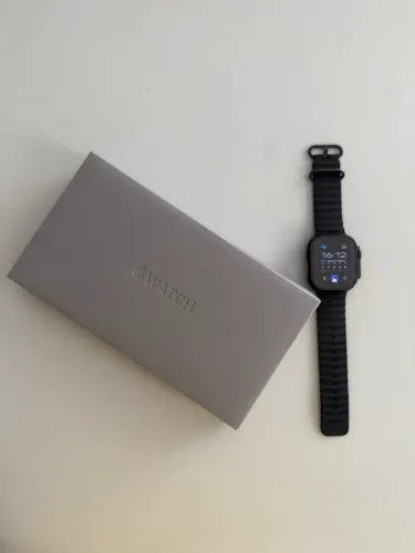 Apple Watch Ultra 2 - 49mm preto com ocean band