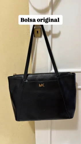 Vendo bolsa original MK