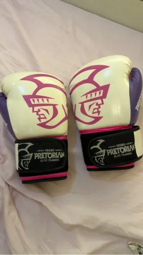 LUVAS DE BOXE PRETORIAN