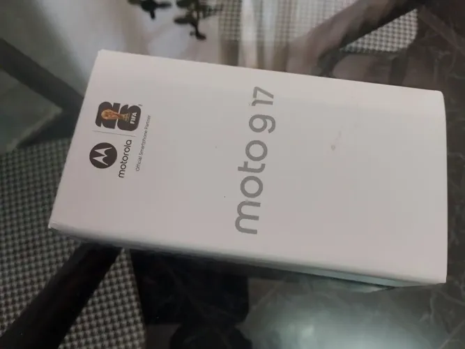 Vendo celular moto G 17 zerado dois meses de uso 