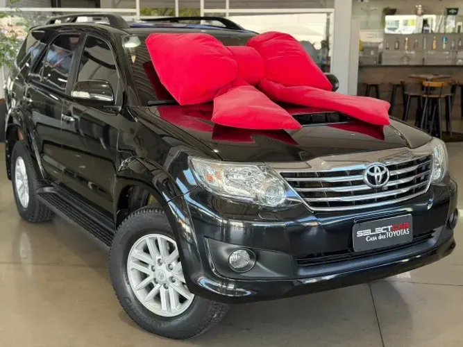 Toyota Hilux SW4 SRV D4-d 4X4 3.0 TDI Dies. AUT 2012