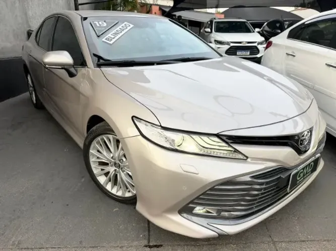 Toyota Camry XLE 3.5 24V Aut. 2019