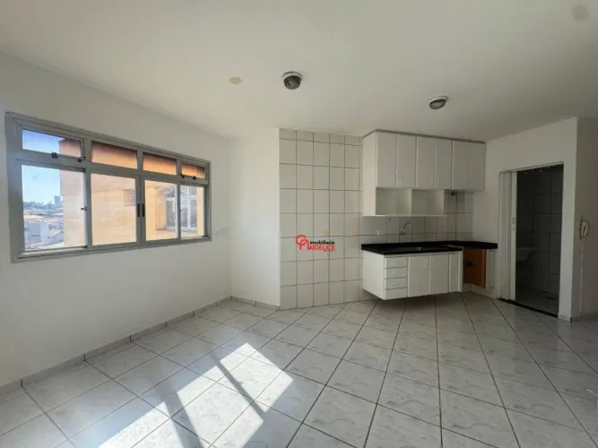 Apartamento com 1 dormitório para alugar, 45 m² por R$ 2.280,00/mês - Santo Antônio - Amer