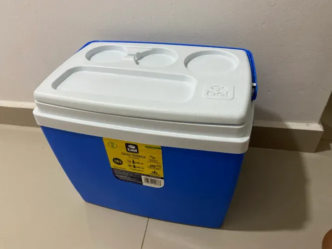 Caixa térmica 18l nova