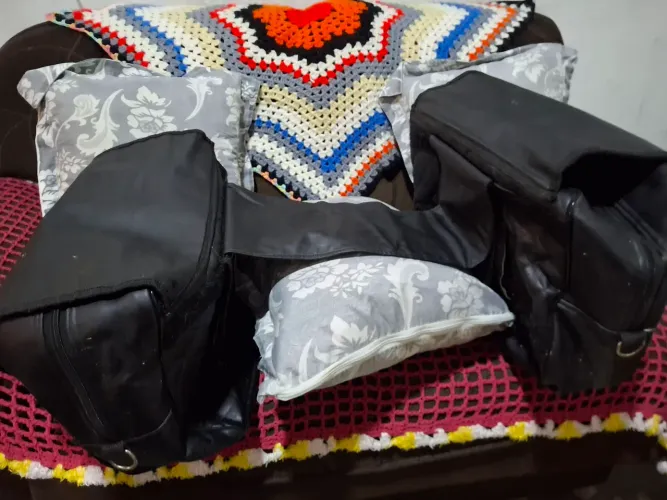 Vendo bolsa pra moto lander ou bros 
