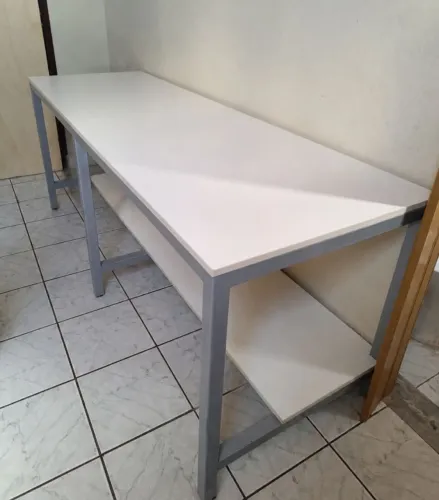 Mesa de Metalon Industrial (Bancada) 2x1m