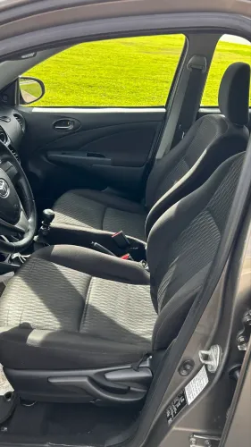 Toyota Etios X 1.3 Flex 16V 5P Mec. 2017