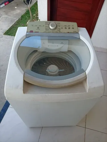 Máquina de lavar Brastemp 11kg, cesto de inox. 