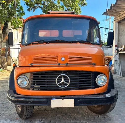 Mercedes 1113 caçamba toco turbinado , hidráulico freio o a ar 1979