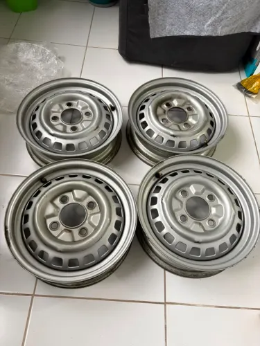Roda de ferro Mangels 4x130 fusca