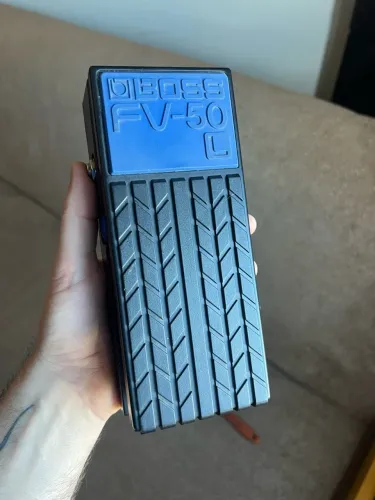 Pedal de Volume Boss FV-50 L